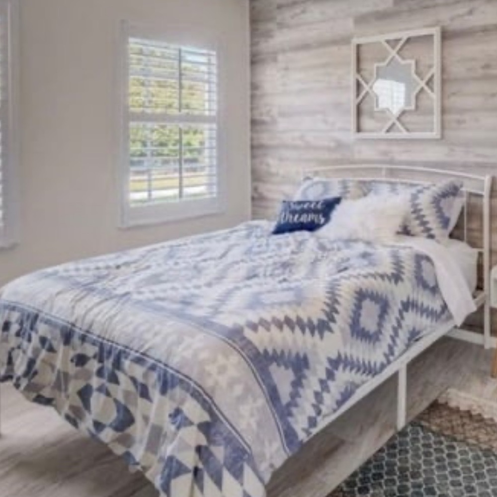 Blue Geometric Aztec Queen Duvet Cover & Shams